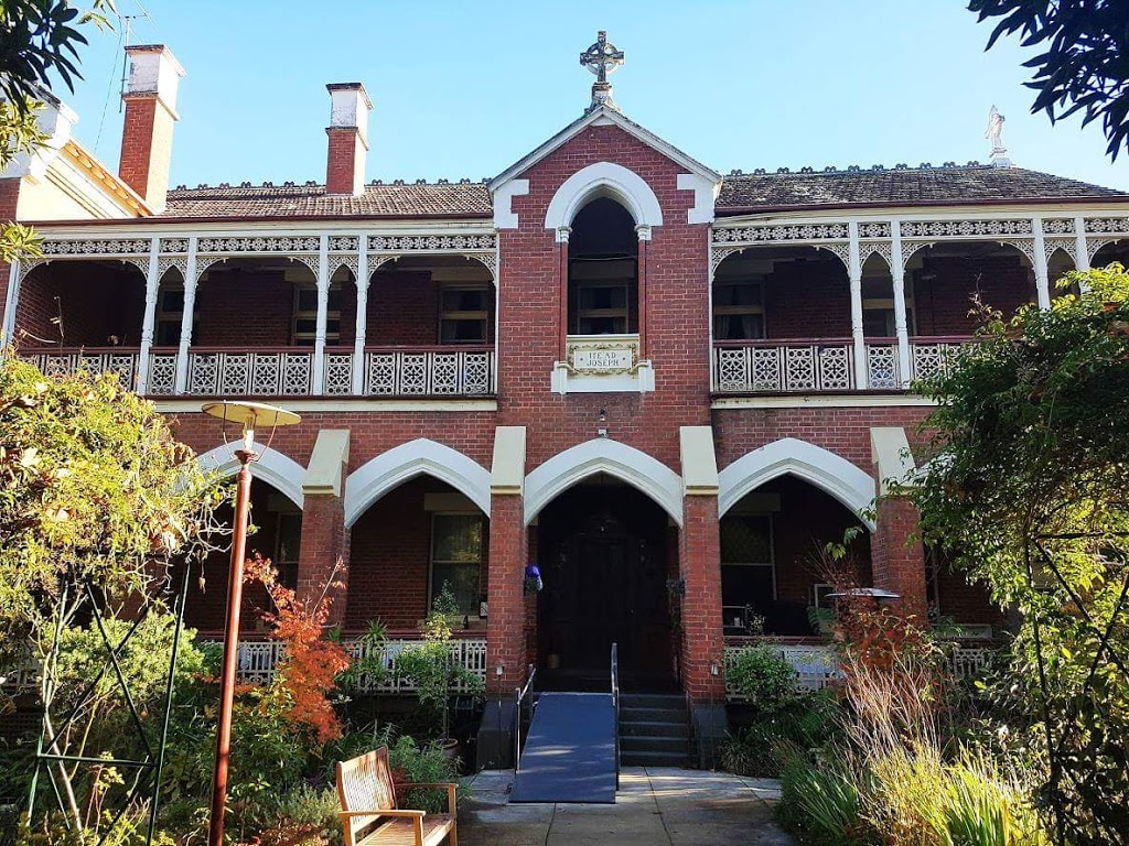 The Old Priory | lodging | 8 Priory Ln, Beechworth VIC 3747, Australia | 0357281024 OR +61 3 5728 1024