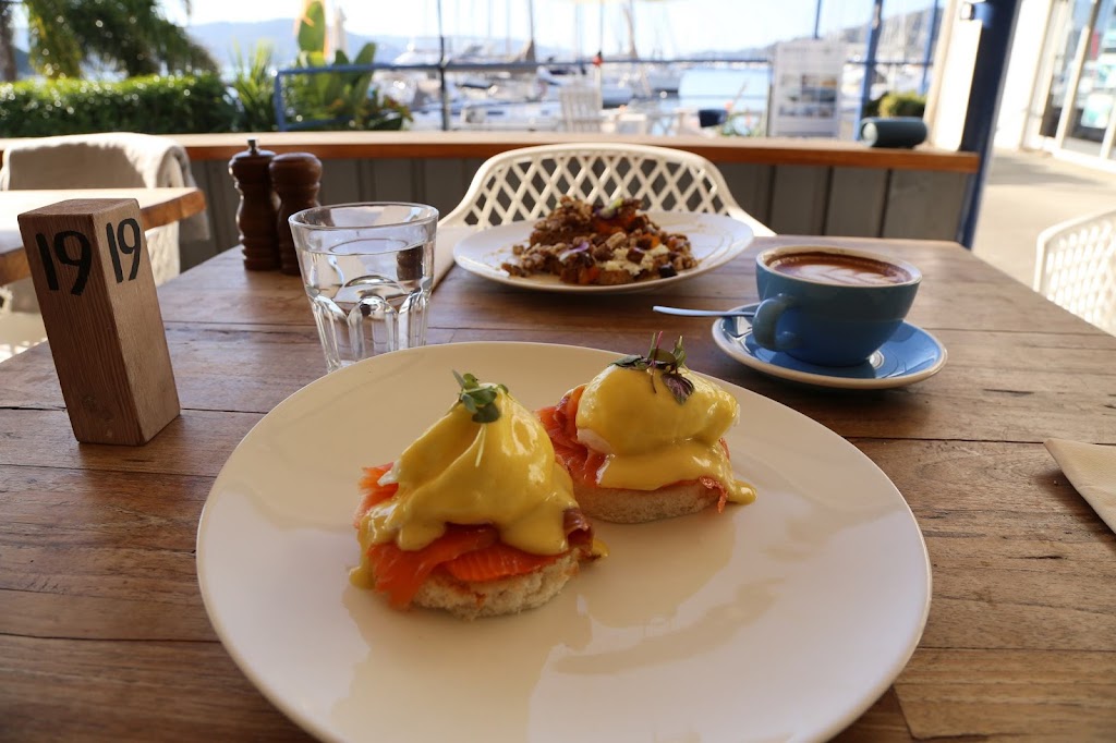 Le Bayview Cafe Bistro | 1714 Pittwater Rd, Bayview NSW 2104, Australia | Phone: 0422 153 436