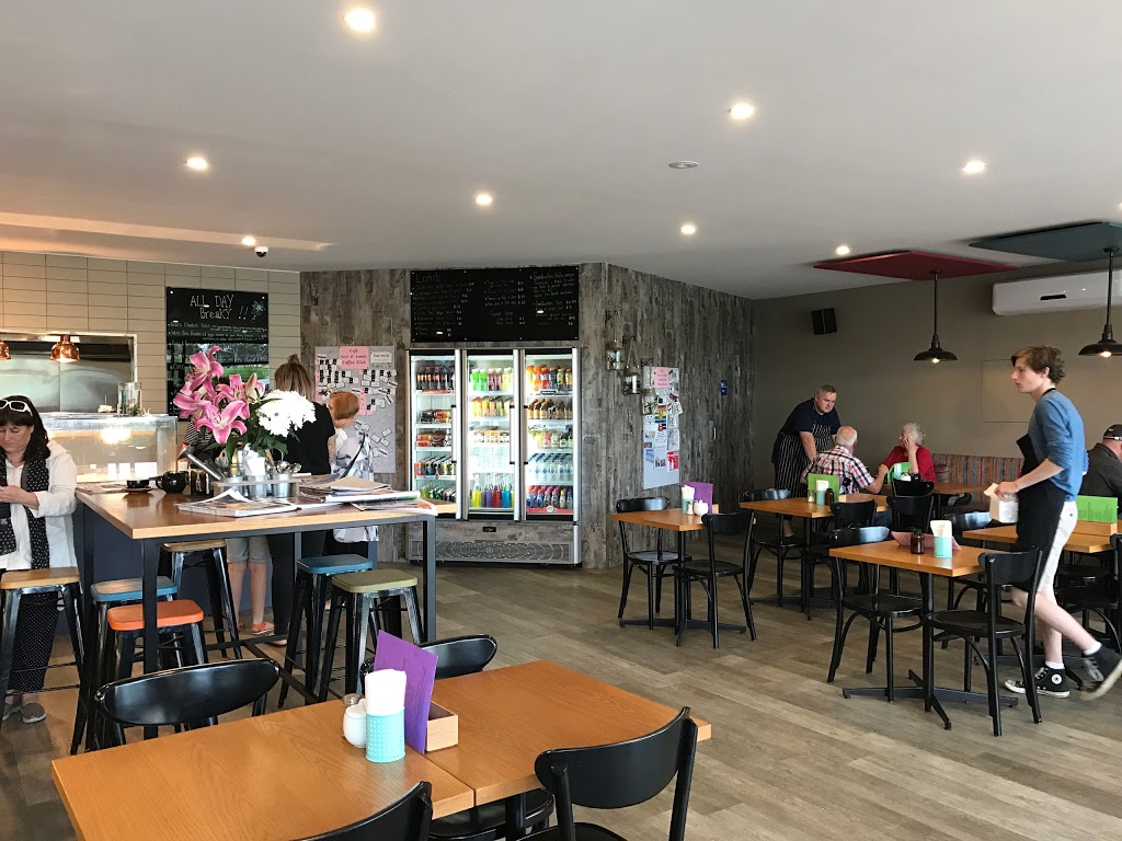 Café Bear & Scoobs | cafe | 1/18 Thompson Rd, North Geelong VIC 3215, Australia | 0408290298 OR +61 408 290 298