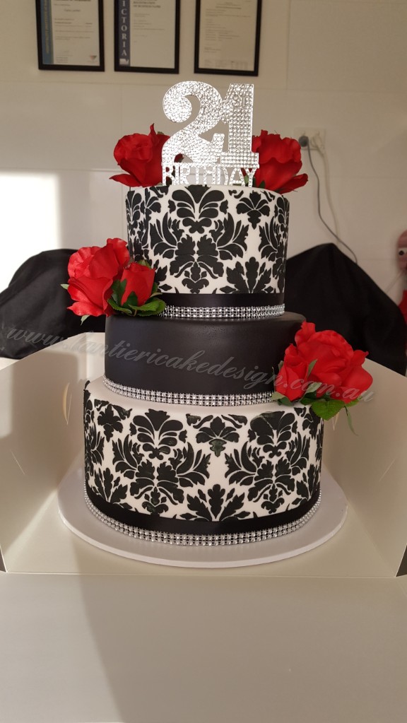 Lantieri Cake Design | bakery | Applegum Dr, South Morang VIC 3752, Australia | 0419188556 OR +61 419 188 556