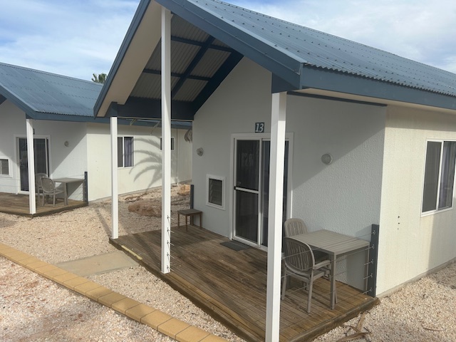 Oceanside Village Shark Bay | 117 Knight Terrace, Denham WA 6537, Australia | Phone: (08) 9948 3003