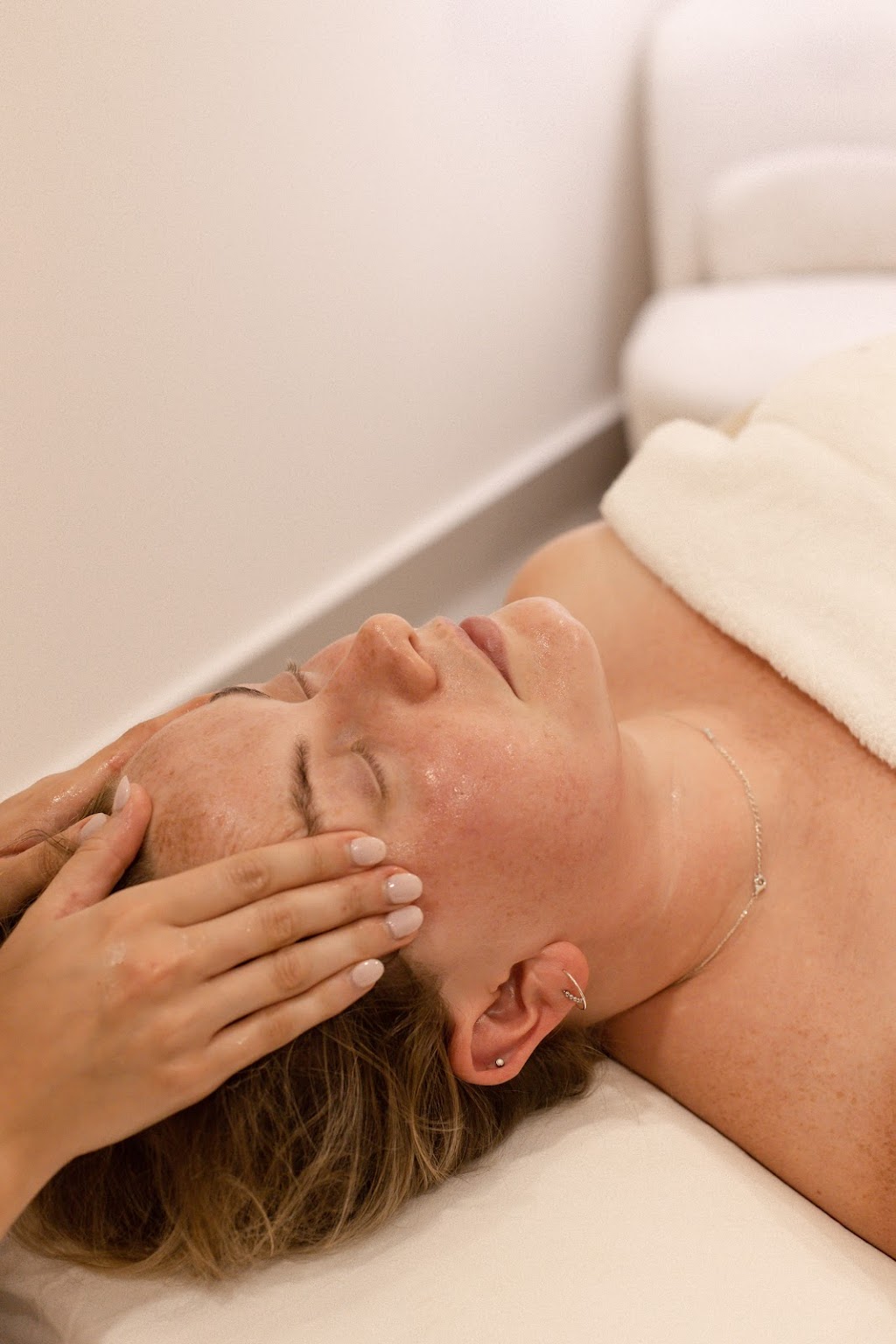 Rejuved | 664-666 Coleridge Rd, Bateau Bay NSW 2261, Australia | Phone: 0435 790 330