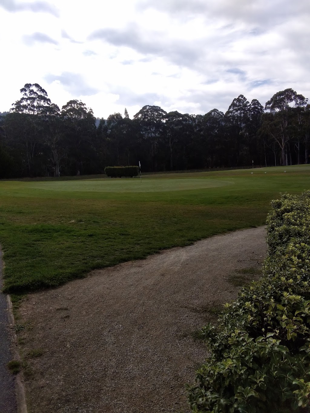 Huon Valley Golf Club | 80 Golf Club Rd, Huonville TAS 7109, Australia | Phone: (03) 6264 1737