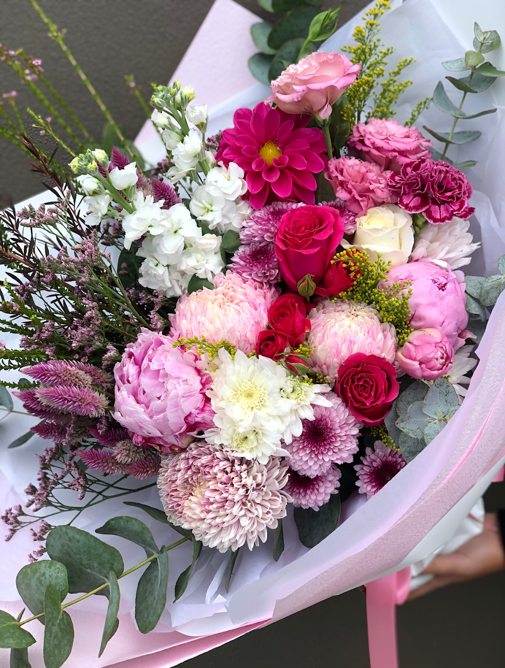 Flowers Gold Coast | Florist | 6 Riverbank Ct, Ashmore QLD 4214, Australia | Phone: 1300 993 021