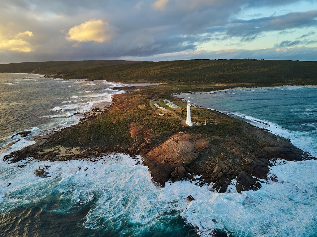 Cape Leeuwin Lighthouse | tourist attraction | Leeuwin Rd, Augusta WA 6290, Australia | 0897577411 OR +61 8 9757 7411