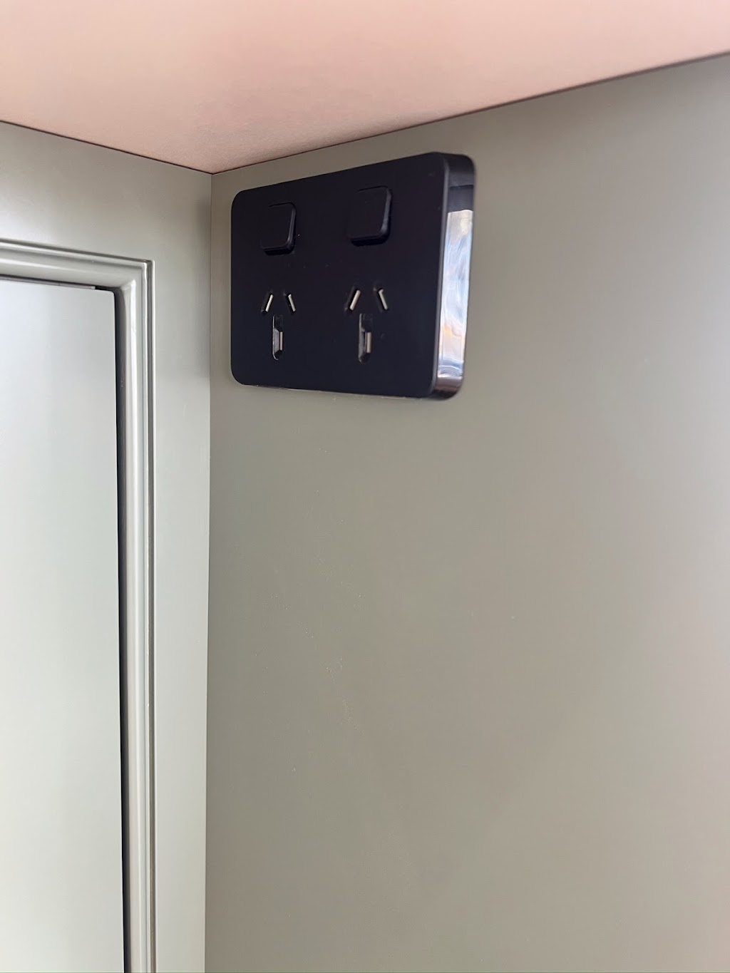 Mulrooney Electrical and Contracting | 188 Tone Rd, Wangaratta VIC 3677, Australia | Phone: 0438 529 026