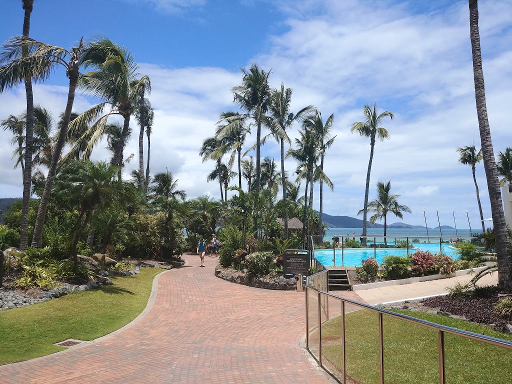 Hamilton Island Resort Centre | travel agency | Resort Dr, Hamilton Island QLD 4803, Australia | 137333 OR +61 137333