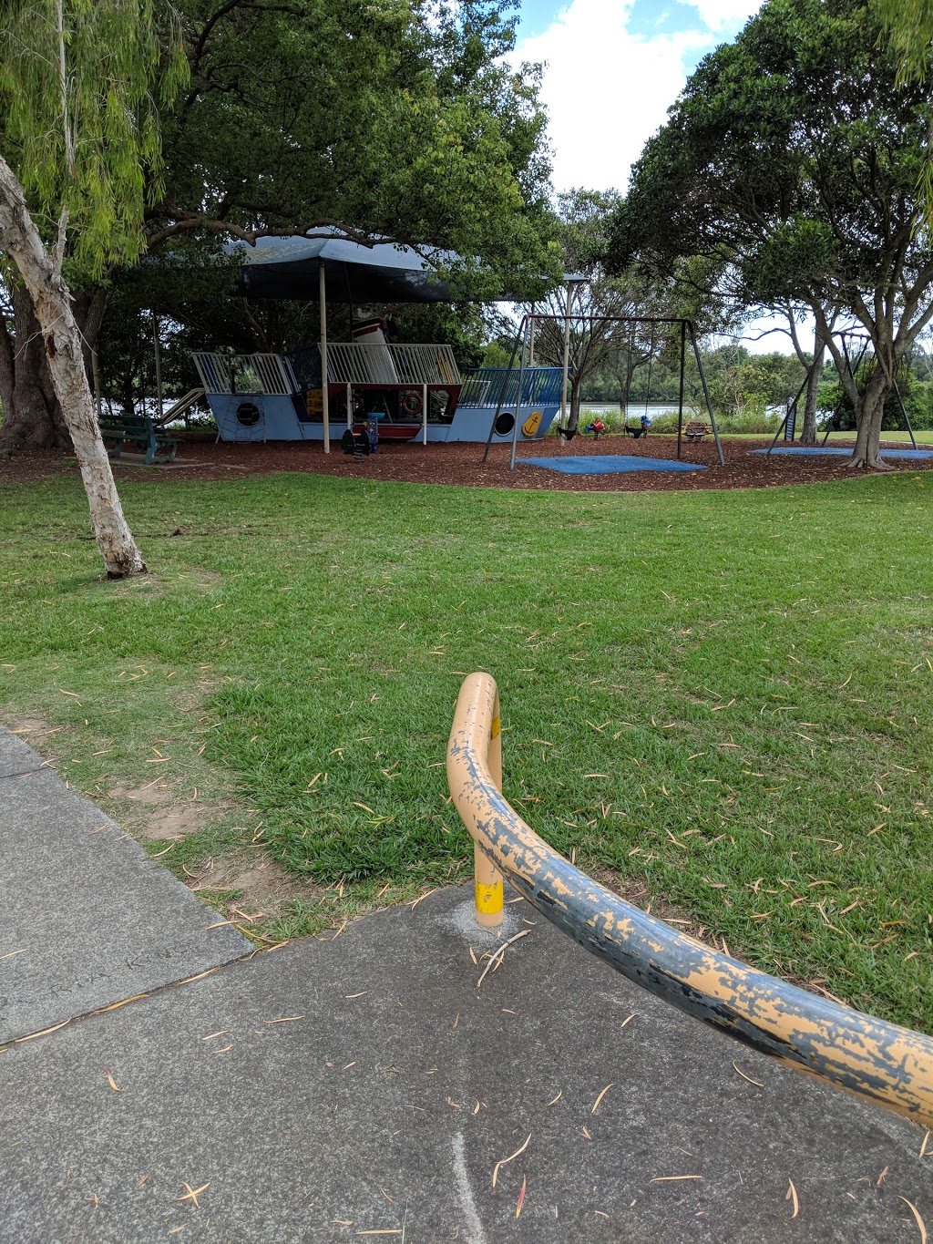 Graceville Simpsons Playground Park | park | 229 Graceville Ave, Graceville QLD 4075, Australia