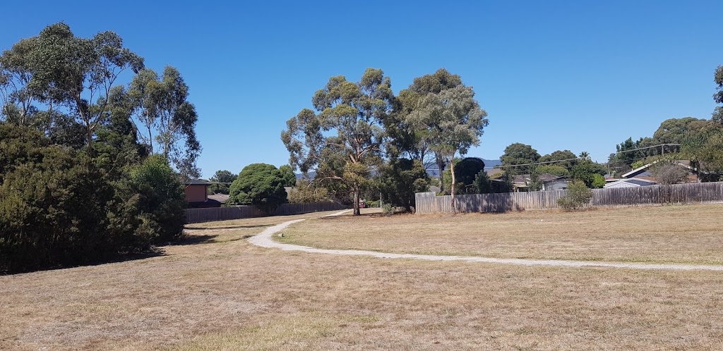 Old Pound Reserve | park | Erldunda Ct, Lilydale VIC 3140, Australia