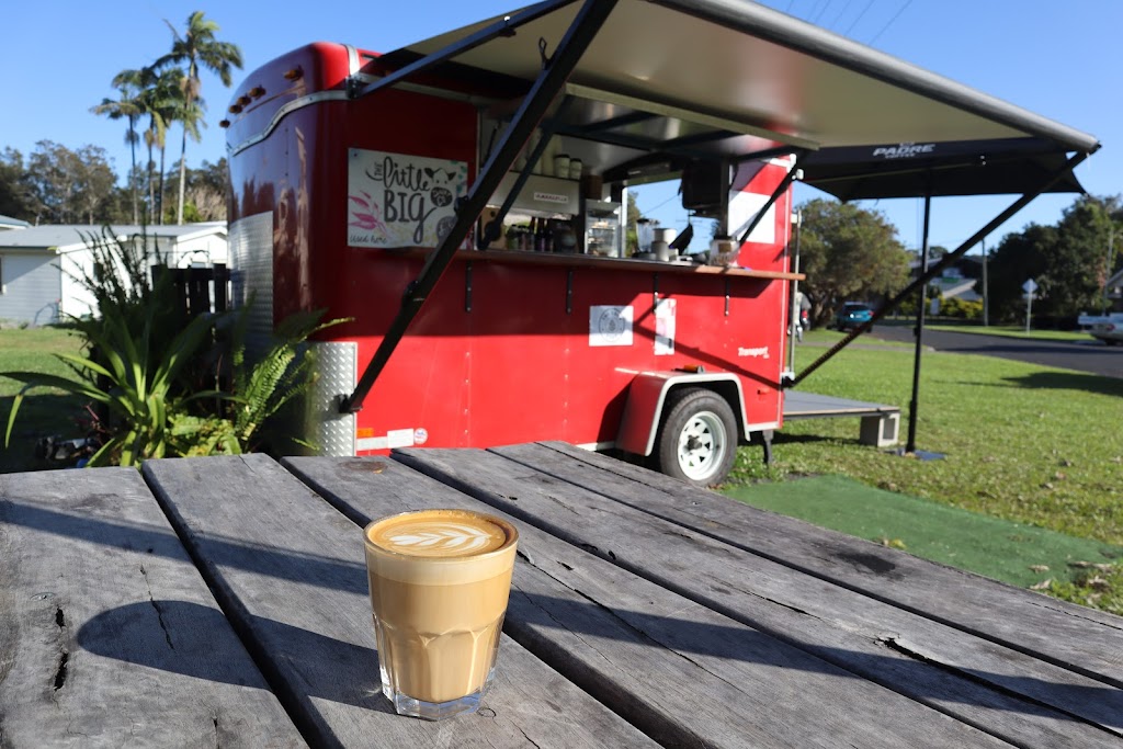 The Drop Stop Cafe | cafe | 33 Beach St, Woolgoolga NSW 2456, Australia | 0431949824 OR +61 431 949 824