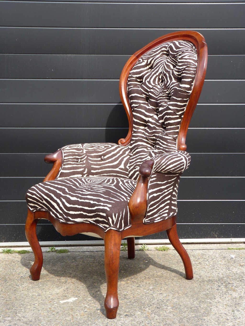 Spring Upholstery | furniture store | 27 St Elmo Ave, Blackheath NSW 2785, Australia | 0403943351 OR +61 403 943 351