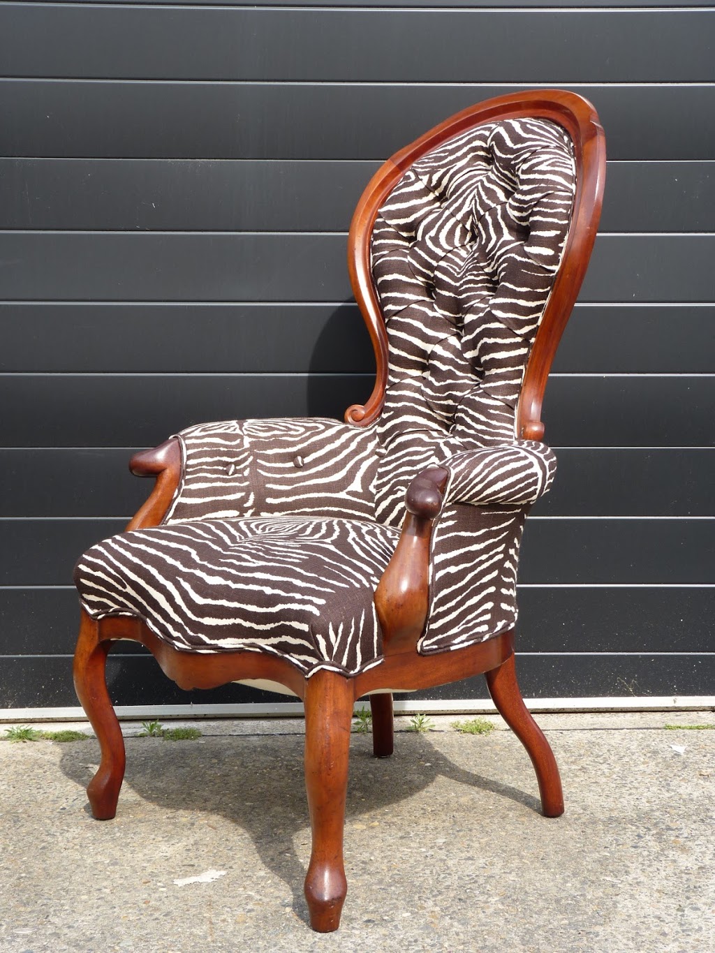 Spring Upholstery | 27 St Elmo Ave, Blackheath NSW 2785, Australia | Phone: 0403 943 351