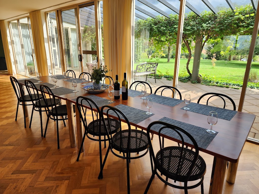 Orangewood Holiday House NSW | 555 Tallwood Rd, Forest Reefs NSW 2798, Australia | Phone: 0447 432 236