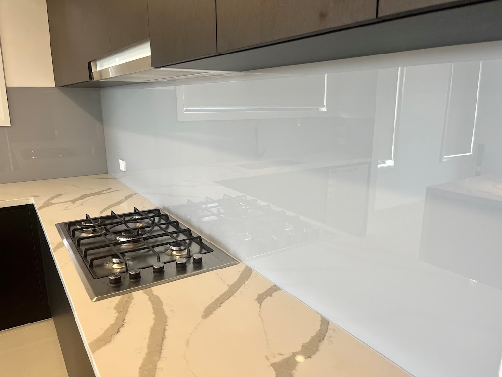 Atlas Glass | 5 Venture Cl, Morisset NSW 2264, Australia | Phone: 0466 522 244