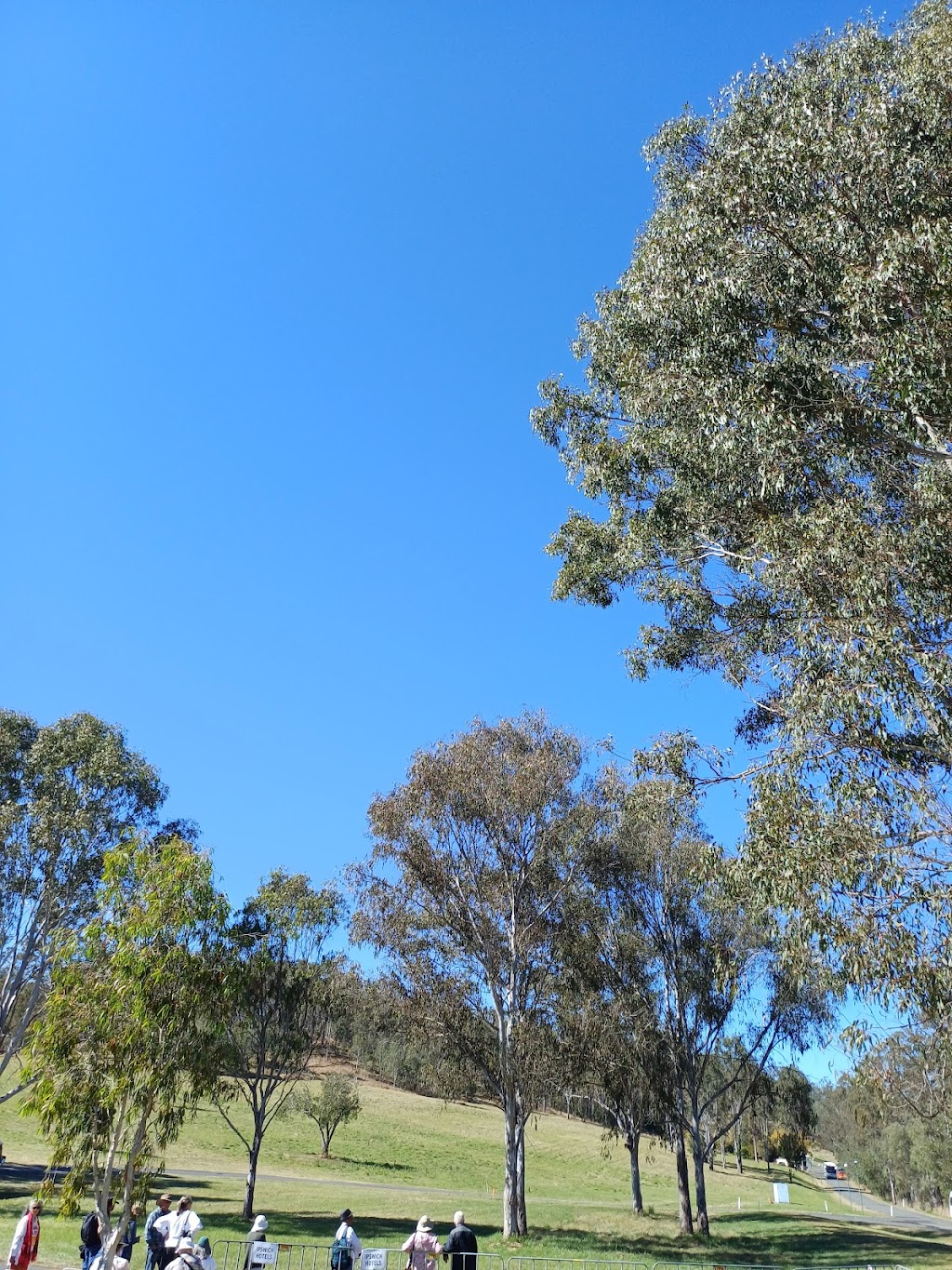 Ivory Rocks Outdoor Amphitheatre | 310 Mount Flinders Rd, Peak Crossing QLD 4306, Australia | Phone: (07) 3077 9668