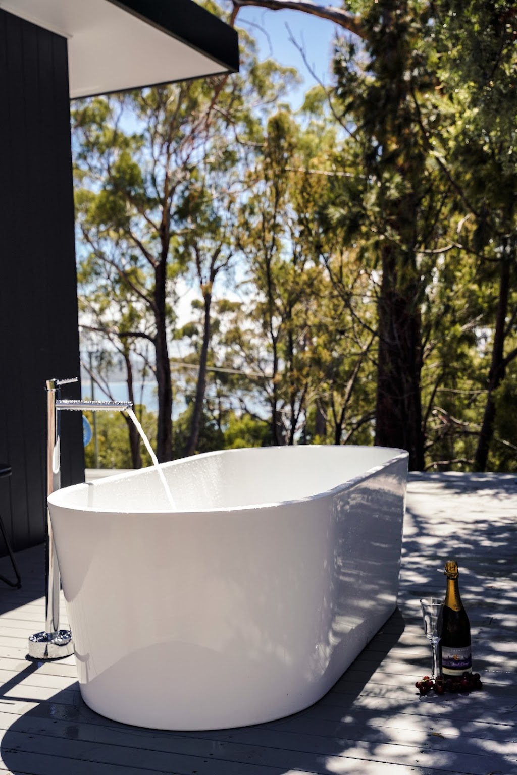 Blyth Retreat | 35 Blyth Parade, Great Bay TAS 7150, Australia | Phone: 0407 818 616