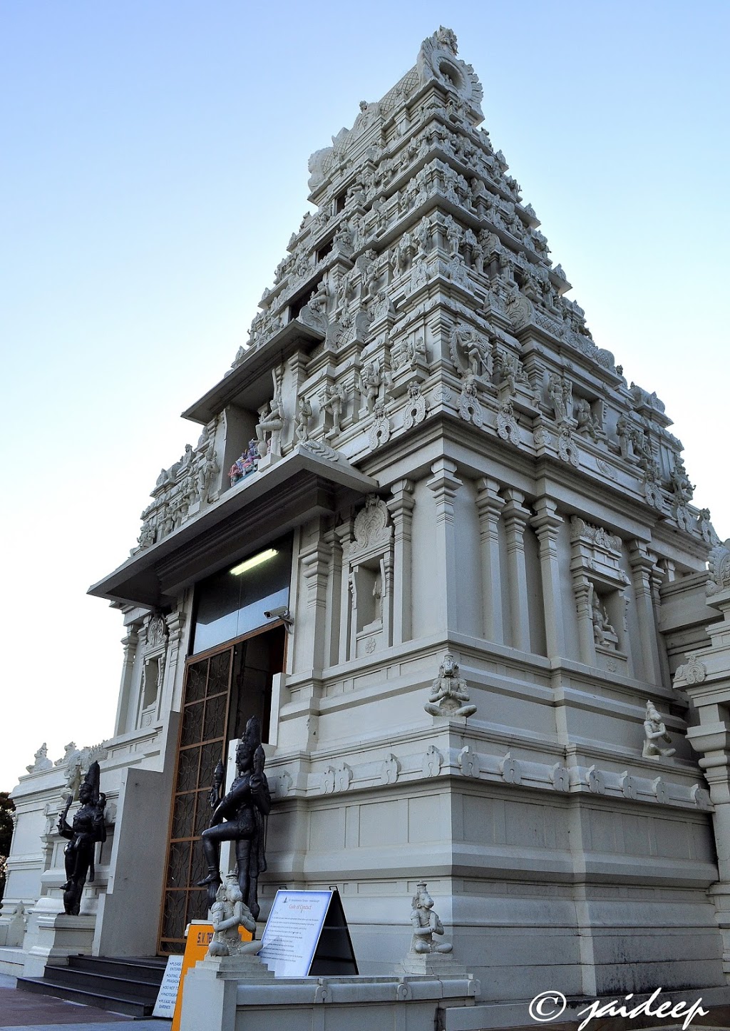 Sri Venkateswara Temple | hindu temple | 1 Temple Rd, Helensburgh NSW 2508, Australia | 0242943224 OR +61 2 4294 3224