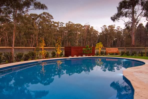 Albatross Pools | 157 Foster St, Dandenong VIC 3175, Australia | Phone: (03) 9792 4306