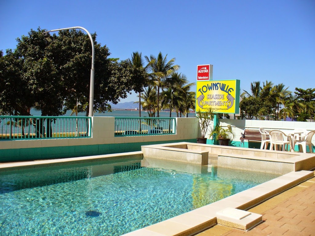 Townsville Seaside Apartments | 105 The Strand, North Ward, Townsville City QLD 4810, Australia | Phone: (07) 4721 3155