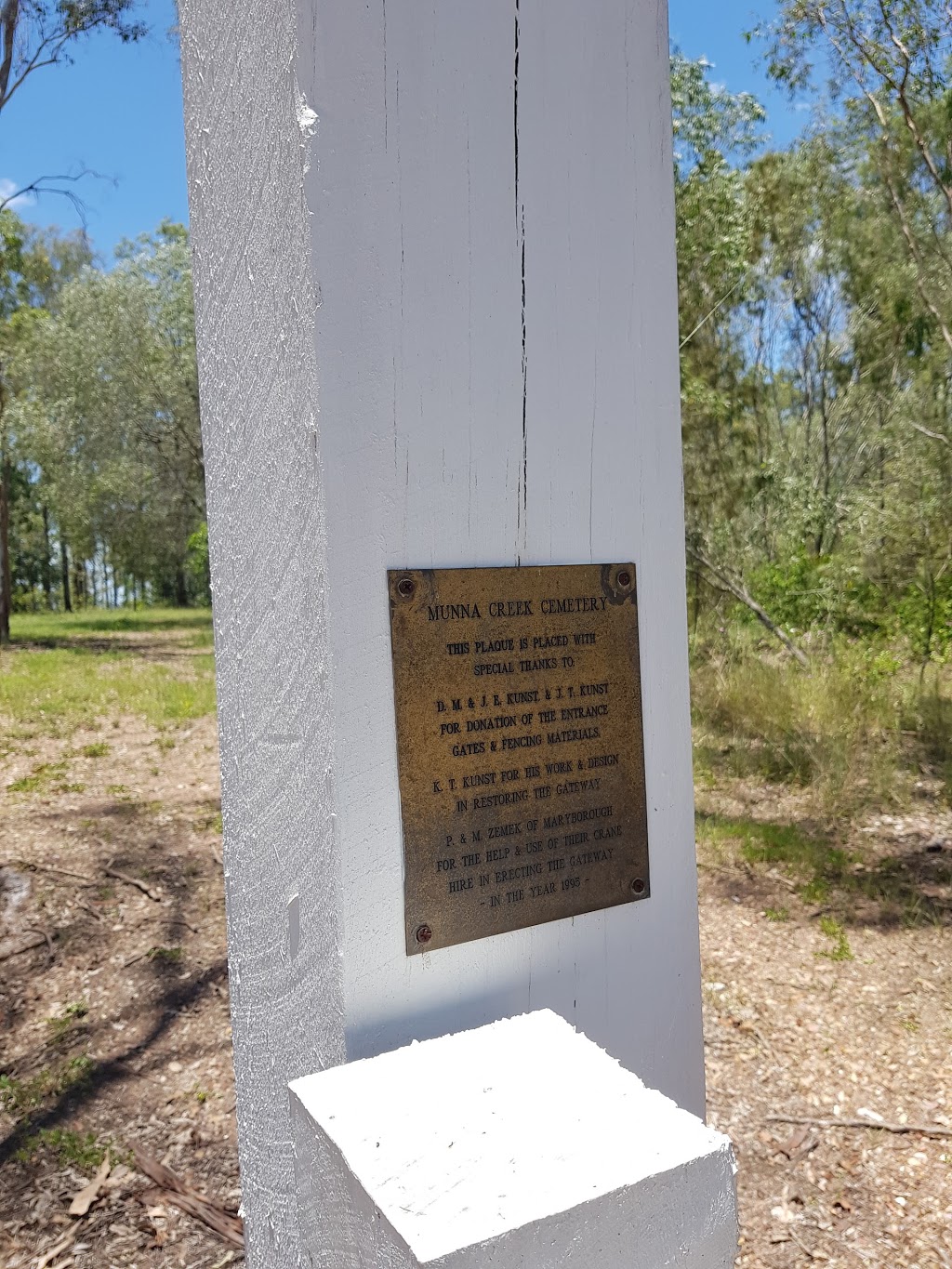 Munna Creek Cemetary | 1437 Bauple Woolooga Rd, Miva QLD 4570, Australia