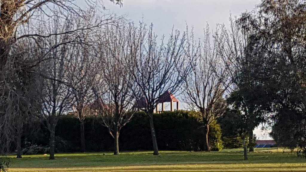 Tower Hill Park | park | Lynbrook VIC 3975, Australia