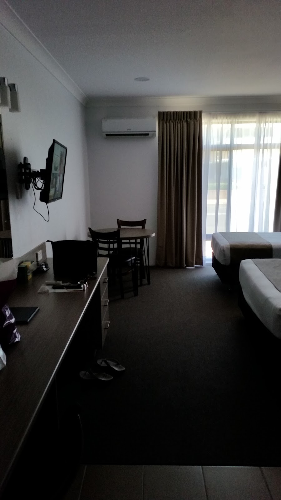 Adelong Motel Narrabri | 174 Maitland St, Narrabri NSW 2390, Australia | Phone: (02) 6792 1488