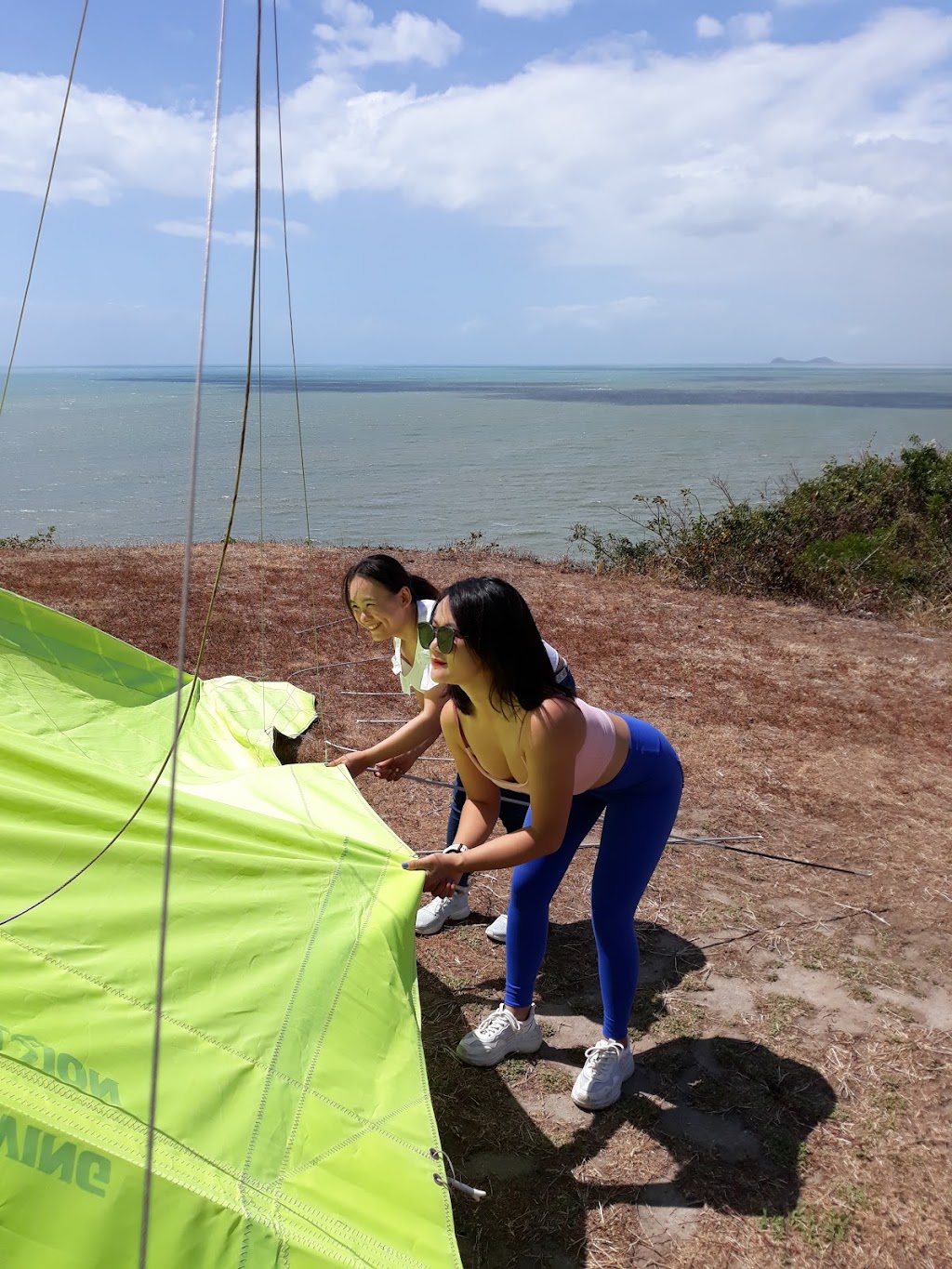 Air Play Hang Gliding | Rex Point Lookout, Wangetti QLD 4877, Australia | Phone: 0412 000 797