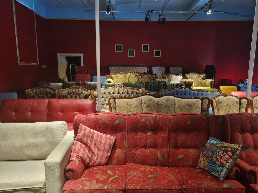 Rewind Cinema | 1 Girrabong Rd, Lenah Valley TAS 7008, Australia | Phone: 0444 560 973