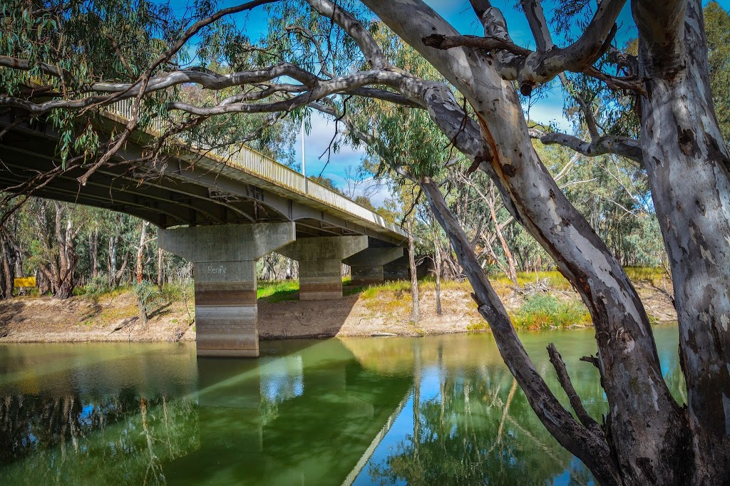 Mungo National Park Tours - Outback Geo Adventures | 126 Ballandella St, Balranald NSW 2715, Australia | Phone: 0407 267 087