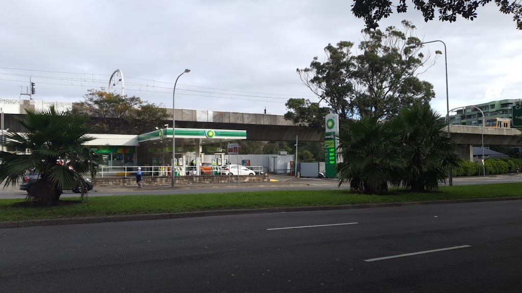 bp | gas station | 67 New South Head Rd, Edgecliff NSW 2027, Australia | 0293634553 OR +61 2 9363 4553