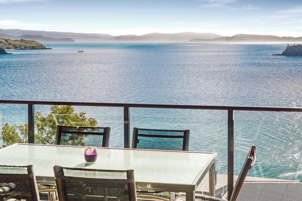 7thVision Web Design | Suite 6/25 Lemana Ln, Burleigh Heads QLD 4220, Australia | Phone: (07) 5520 7781
