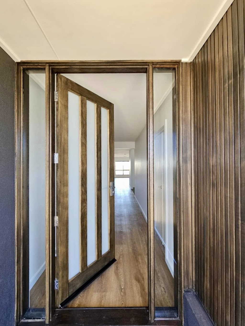 Ryan Bros Building | 8/14 Butt St, Canadian VIC 3350, Australia | Phone: 0448 347 786