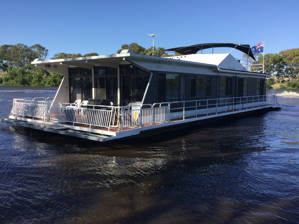 Galaxy Houseboat | Lot 60/100 Roper Rd, Murray Bridge SA 5253, Australia | Phone: 0409 821 290