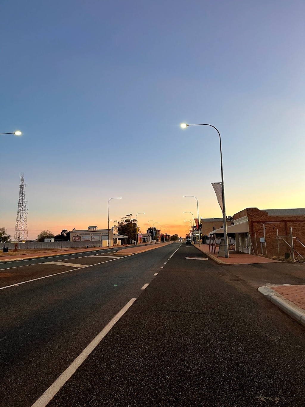 Menzies Hotel | 41 Shenton St, Menzies WA 6436, Australia | Phone: 0433 151 528