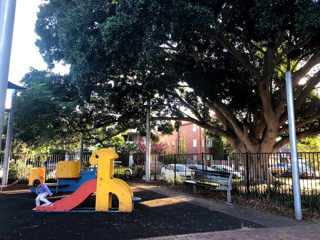 Kokoda Park | park | 2 Goodwood St, Kensington NSW 2033, Australia | 1300722542 OR +61 1300 722 542