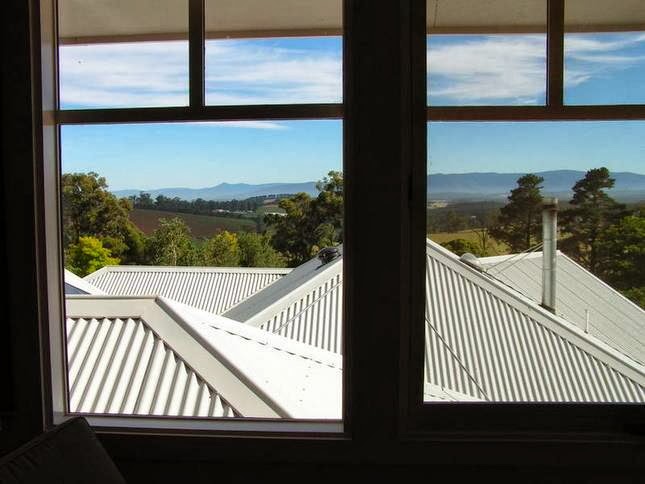 Signal Box Bed & Breakfast | 39 Station Rd, Gembrook VIC 3783, Australia | Phone: 0407 681 680