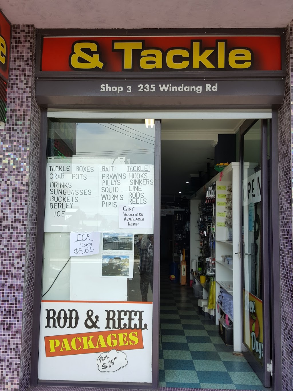 Windang Bait & Tackle | 235 Windang Rd, Windang NSW 2528, Australia | Phone: (02) 4297 6511