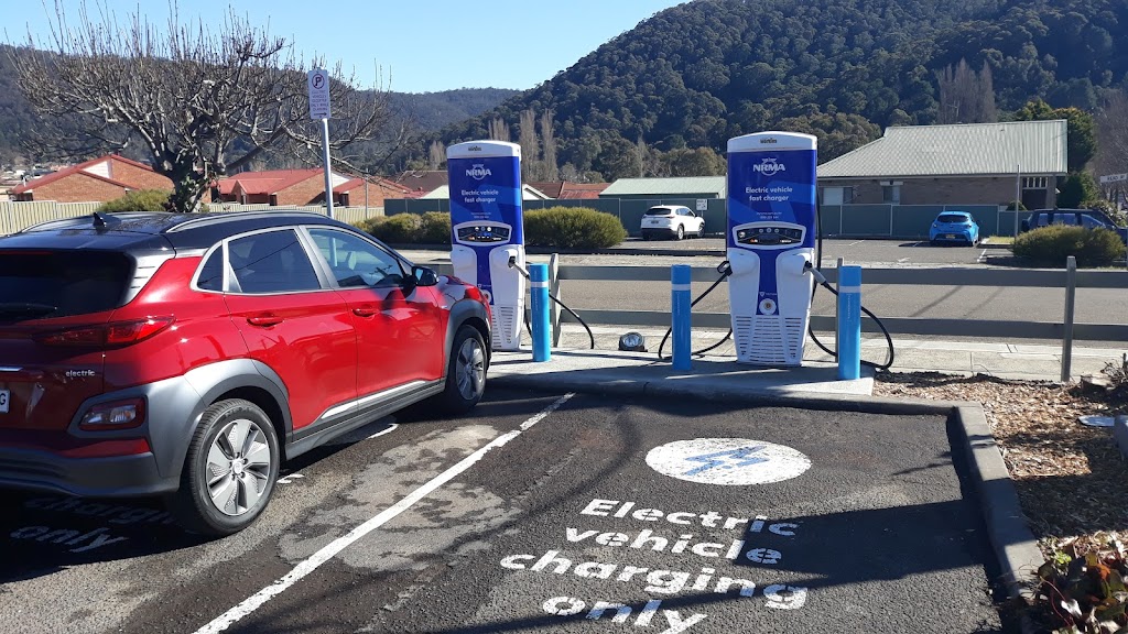 NRMA Charging Station |  | 3-7 Tank St, Lithgow NSW 2790, Australia | 1300233544 OR +61 1300 233 544