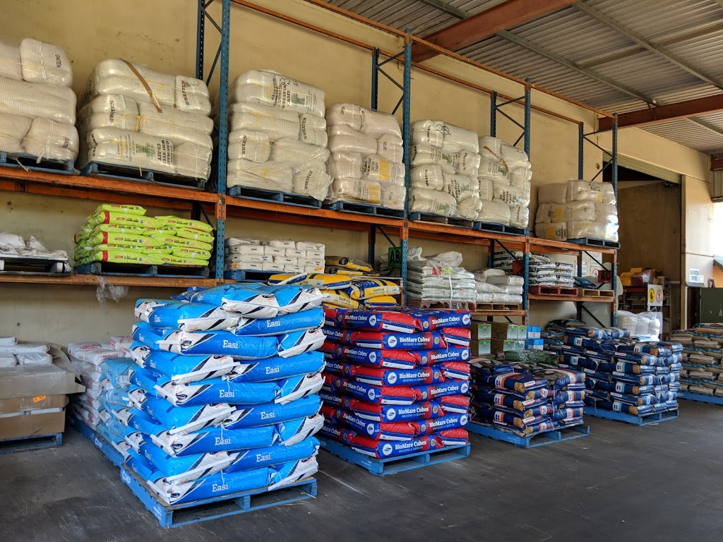 National Farmers Warehouse | storage | 326 Anzac Ave, Harristown QLD 4350, Australia | 0746144000 OR +61 7 4614 4000