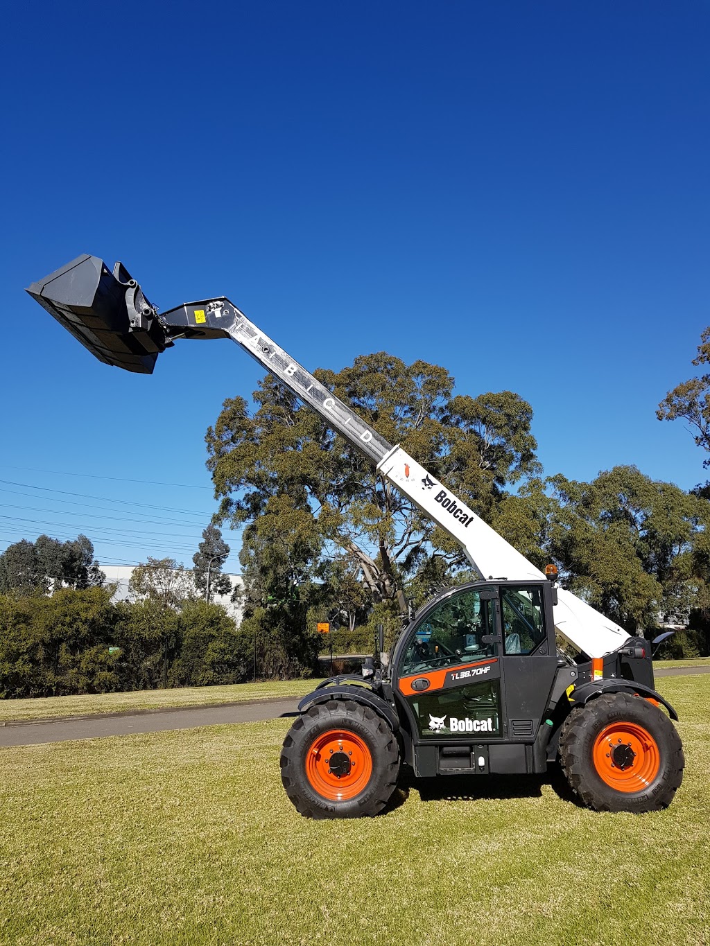 Clark Equipment Smithfield | 21 Percival Rd, Smithfield NSW 2164, Australia | Phone: (02) 9616 6200