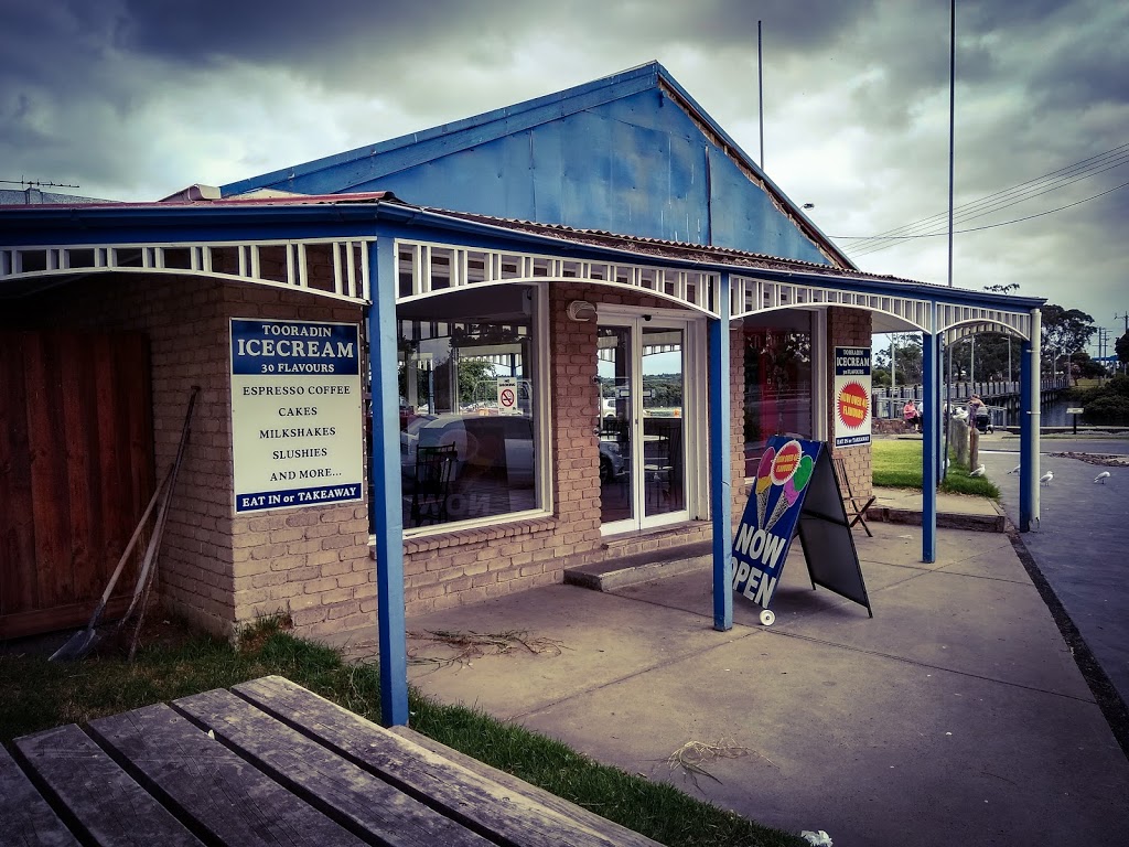 Tooradin Icecream Shop | store | 1/90 S Gippsland Hwy, Tooradin VIC 3980, Australia | 0359983099 OR +61 3 5998 3099