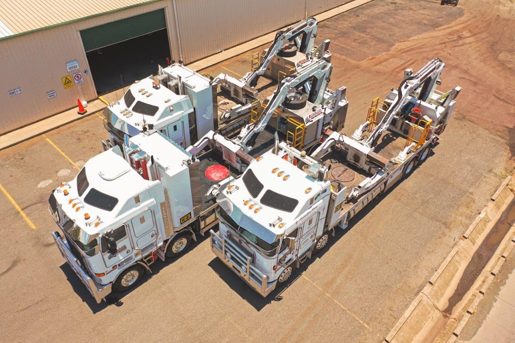 Childs Earthmover Tyre Service | 73 Macaulay Rd, Emerald QLD 4720, Australia | Phone: 0414 796 189