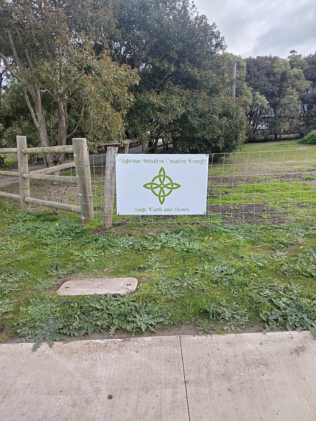 Nightstar Intuitive Creative Energy | 55 Ryan Rd, Pakenham VIC 3810, Australia | Phone: 0431 698 660