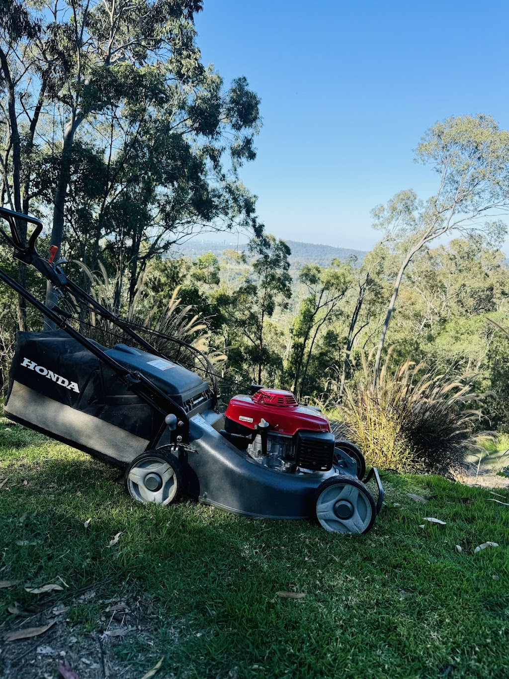 JMAC Mowing Gold Coast | 400 Nerang Murwillumbah Rd, Advancetown QLD 4211, Australia | Phone: 0432 664 316