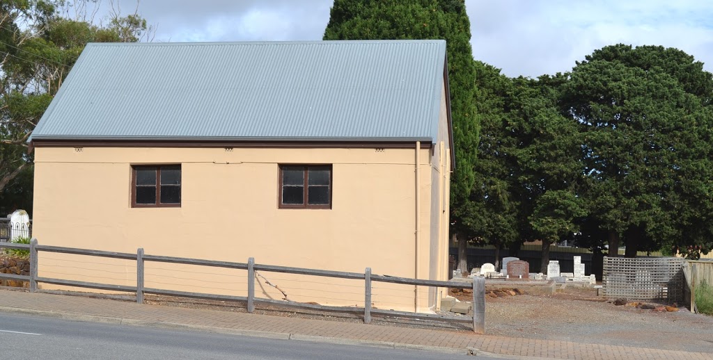 Pioneer Congregational Church | church | 2 Aldersey St, McLaren Vale SA 5171, Australia