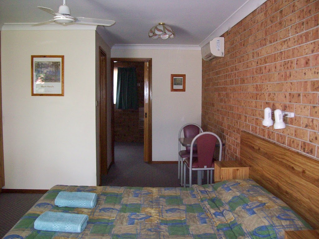 ALYN MOTEL | lodging | 351 Conadilly St, Gunnedah NSW 2380, Australia | 0267425028 OR +61 2 6742 5028