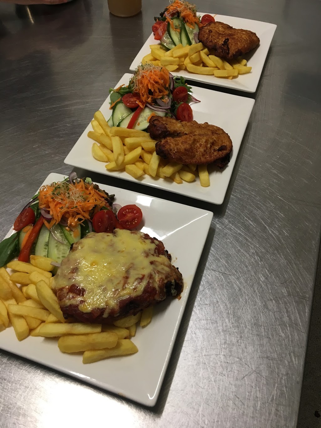 Four Posts Hotel | meal takeaway | 6696 Loddon Valley Hwy, Jarklin VIC 3517, Australia | 0354379241 OR +61 3 5437 9241