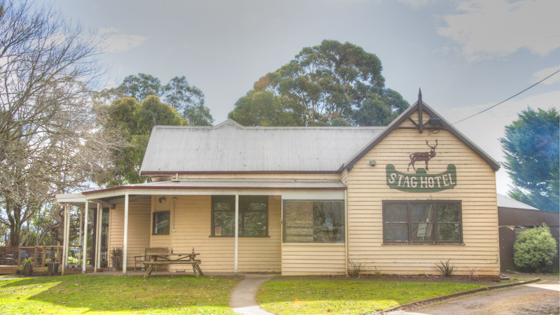 The Stag Hotel Learmoth | lodging | 428-440 High St, Learmonth VIC 3352, Australia | 0353432224 OR +61 3 5343 2224