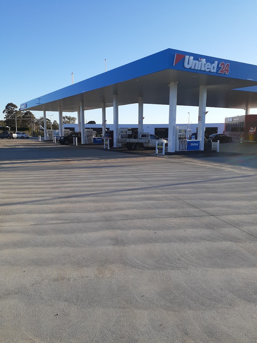 United Petroleum Highfields | gas station | 67 Highfields Rd, Highfields QLD 4352, Australia | 0745951756 OR +61 7 4595 1756