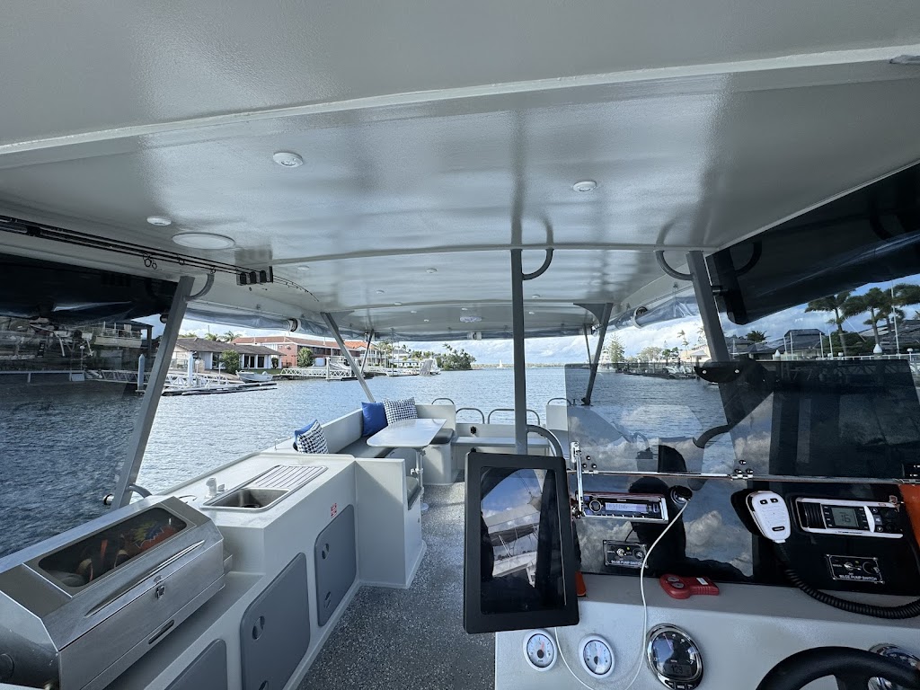 Gold Coast Pontoons and Jet Ski Tours | Muriel Henchman Park, Main Beach QLD 4217, Australia | Phone: 0409 468 341